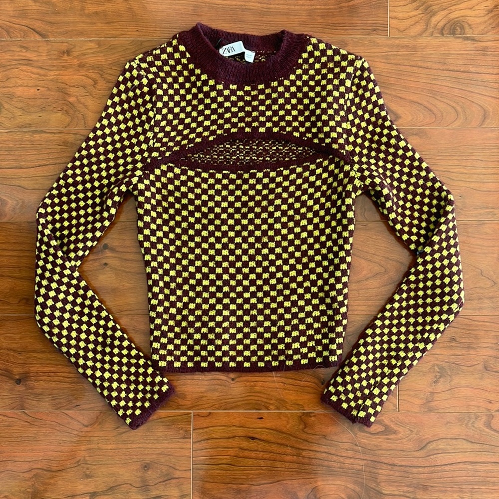 Zara Maroon and Yellow Checkered Pattern Knit Crewneck Cutout Cropped Sweater